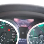 10万キロ以上の車の買取相場は?走行距離が長くても査定額が付く3つの理由